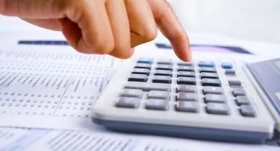 Ante los recortes generalizados, hay provincias que analizan subir Ingresos Brutos | Política y Economía