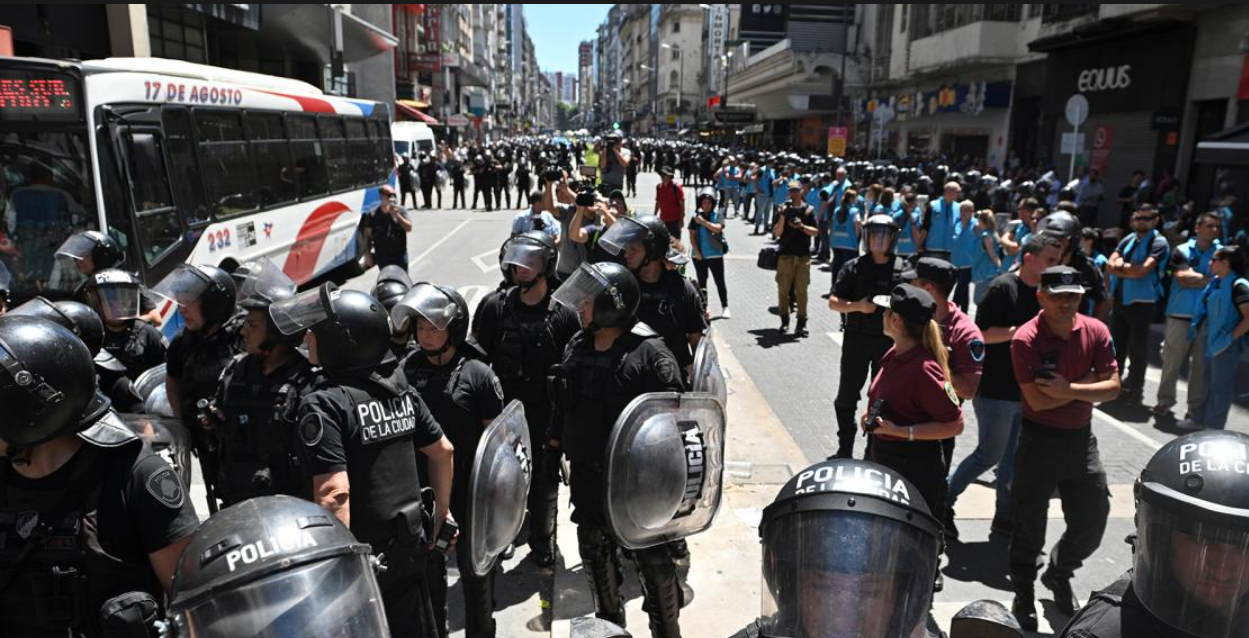 La Justicia le ordenó al Gobierno que "adecue" el protocolo antipiquete al sistema constitucional | Política y Economía