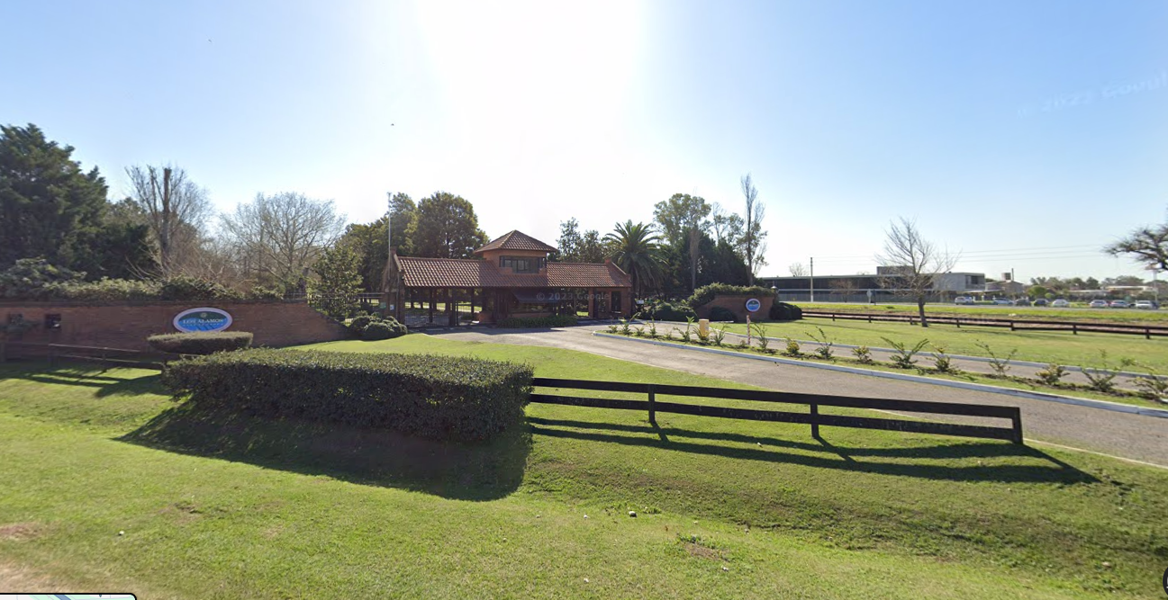 Balearon el barrio cerrado donde vive Pillín Bracamonte y dejaron nota | Rosario y la región