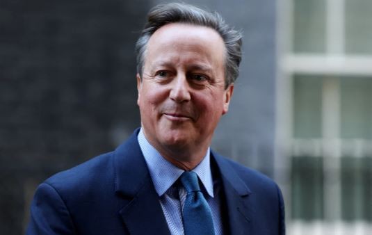 Tierra del Fuego declaró "persona no grata" a David Cameron por su viaje a las Islas Malvinas | Política y Economía