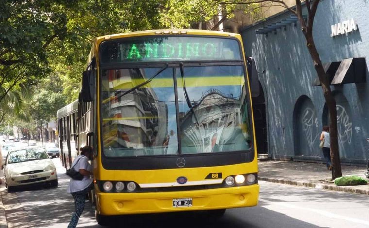 Aumenta un 150% el transporte interurbano a partir del lunes en Santa Fe | Rosario y la región