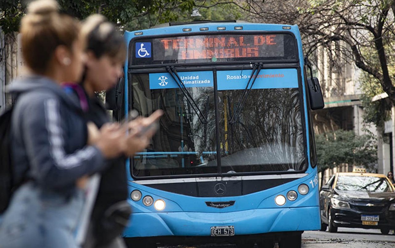 Rosario: Aumenta a $700 el boleto de colectivos desde el Viernes 8 de Marzo | Rosario y la región
