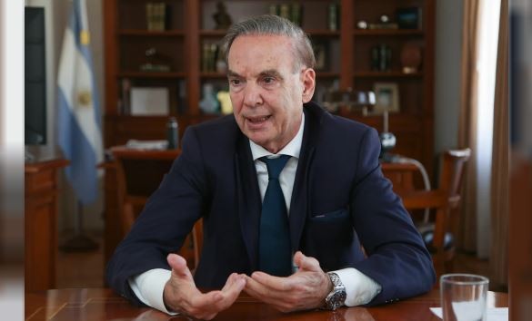 Pichetto defendió el aumento del 30% a los legisladores: “¿Querés que seamos Uganda?” | Política y Economía