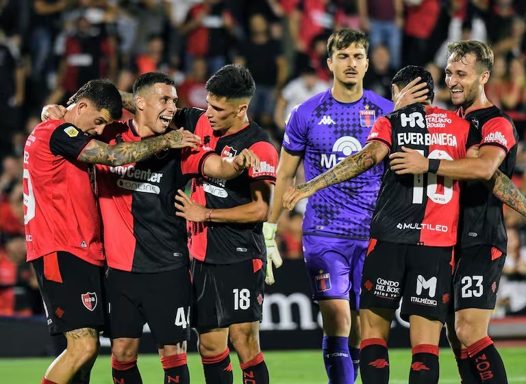 Newell's volvió al triunfo luego de cuatro fechas y hundió a Tigre en la tabla | Deportes