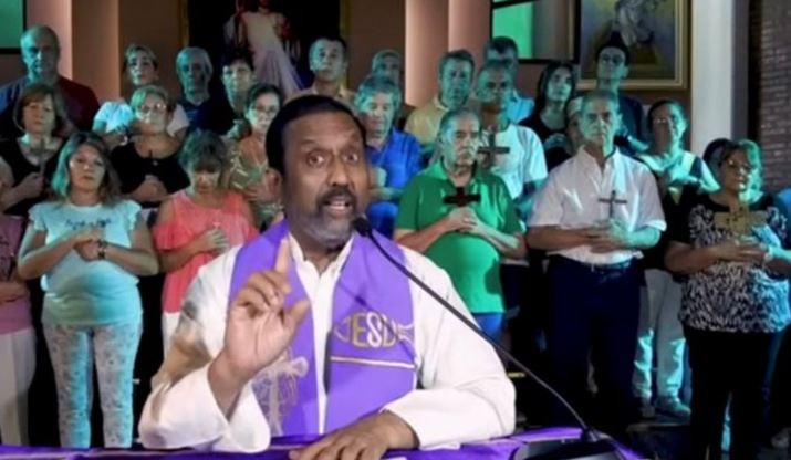 Rosario: por inseguridad, el padre Ignacio hizo un Vía Crucis virtual | Rosario y la región