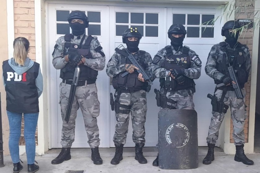 30 allanamientos por crímenes en Rosario | Rosario y la región