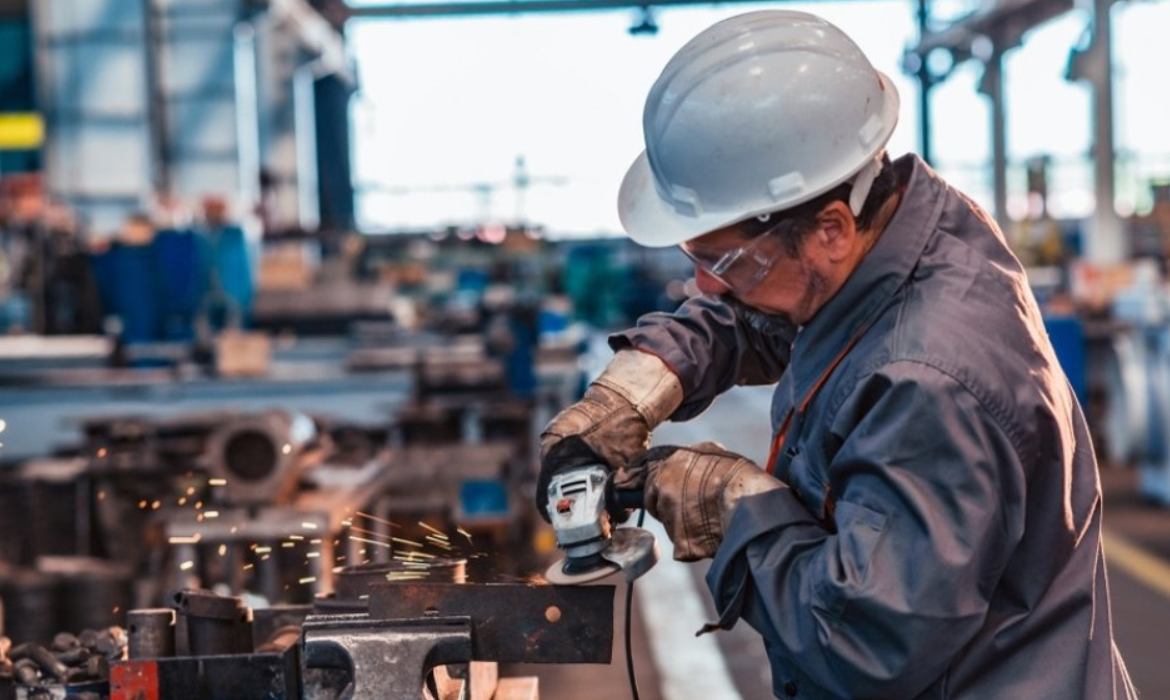 La reforma laboral no está en el borrador de la nueva Ley Ómnibus: se incorporaría en el dictamen | Política y Economía