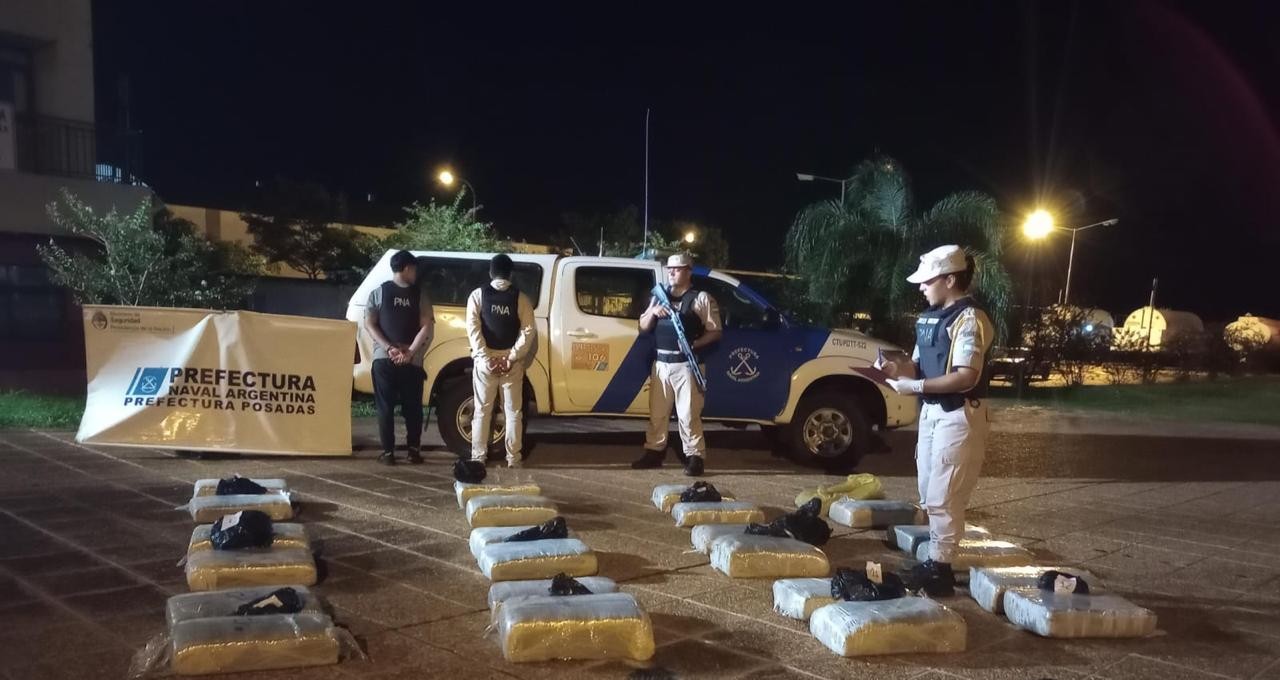 Prefectura secuestró más de 276 kilos de marihuana en San Lorenzo y Posadas | Rosario y la región