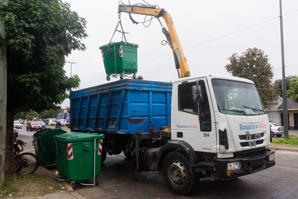 La zona sur estrena 420 nuevos contenedores de residuos | Rosario y la región