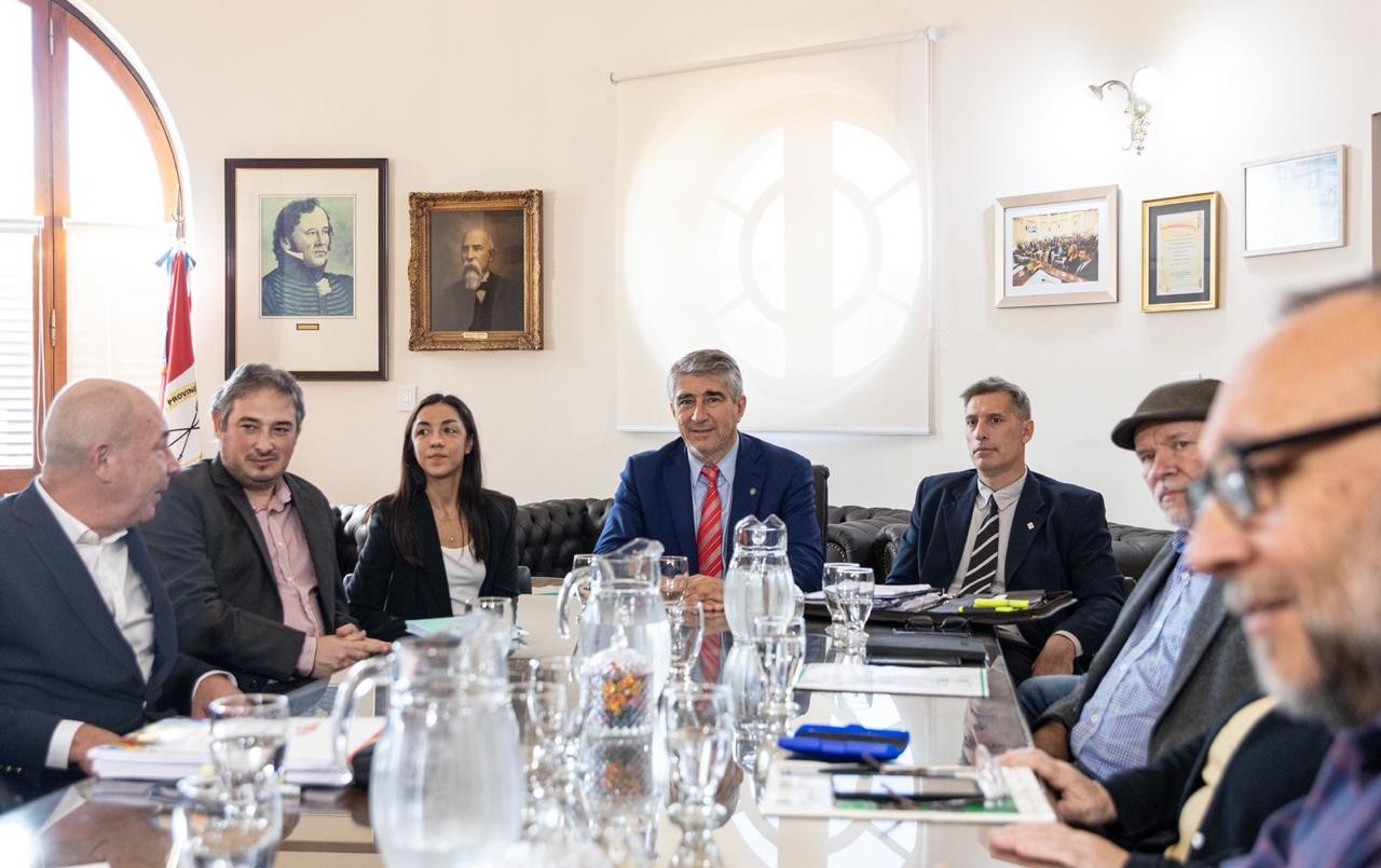 Paritaria Central: Provincia y gremios estatales acordaron pasar a un cuarto intermedio | Información General