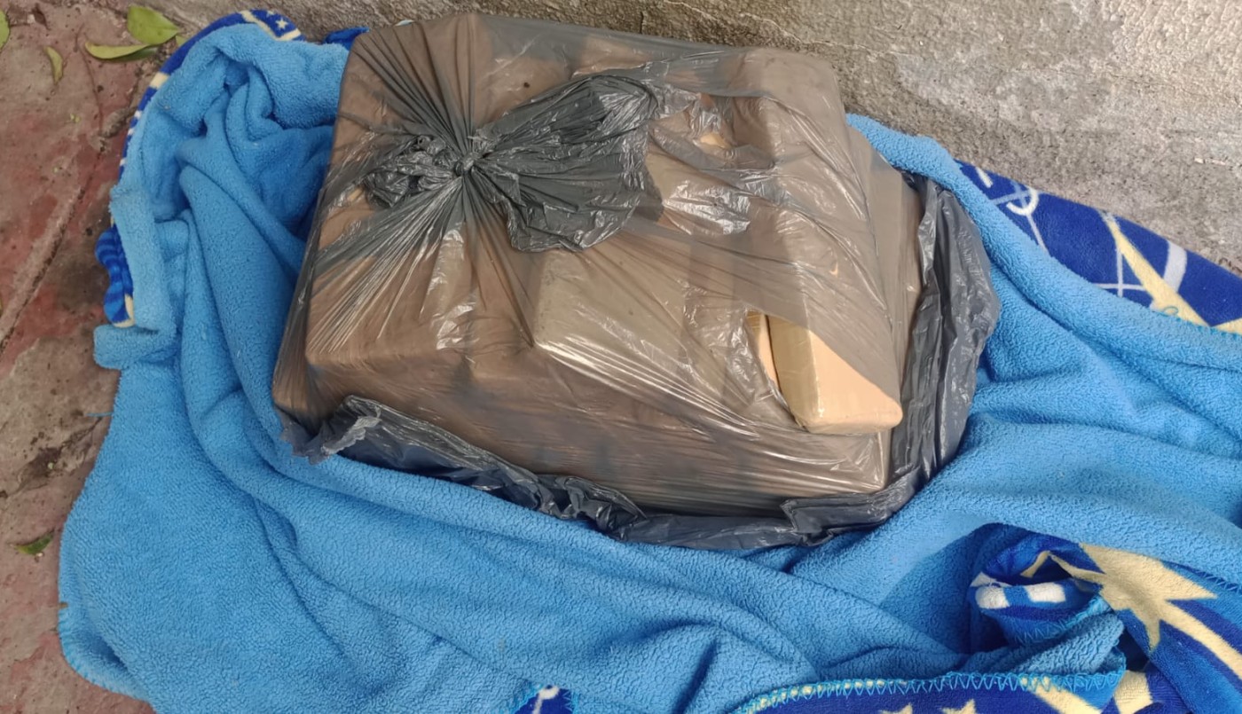 Atraparon a ladrón de moto con drogas en operativo policial | Rosario y la región