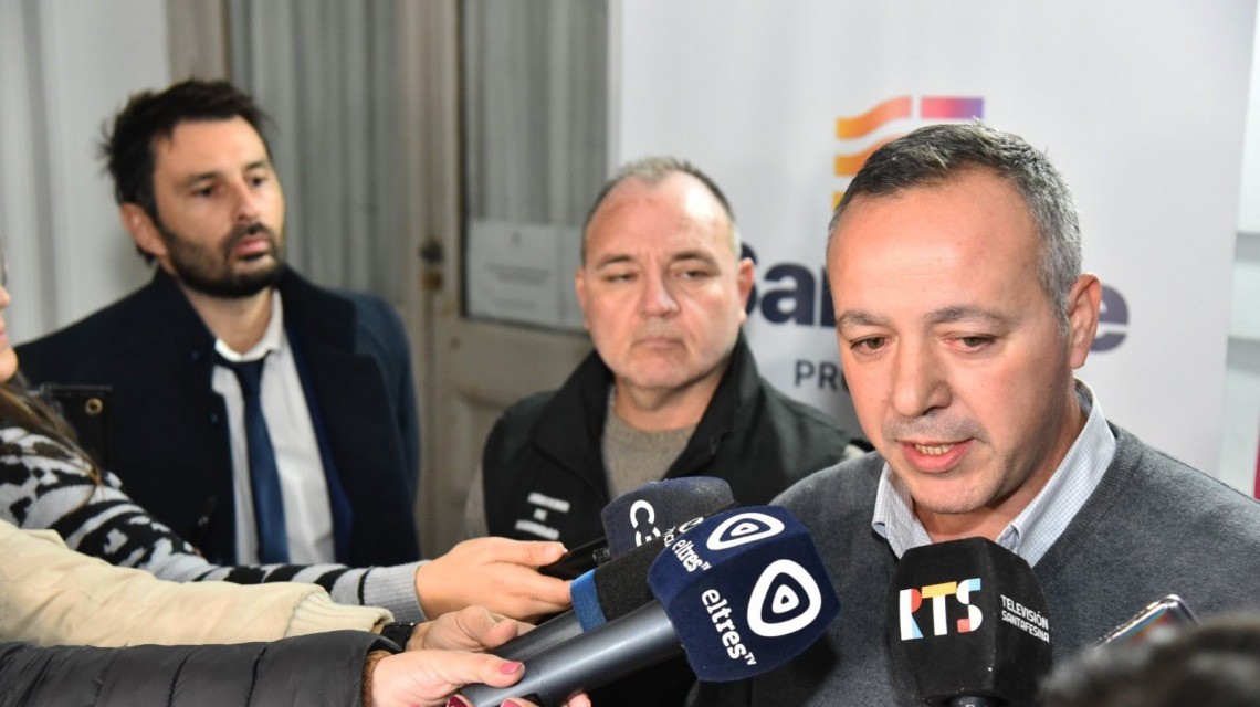 14 allanamientos en Rosario: detenidos por ataques incendiarios contra vehículos | Rosario y la región