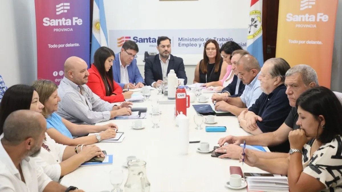 Docentes de Santa Fe vuelven a la mesa paritaria: ¿cuándo será el encuentro con el Gobierno? | Información General