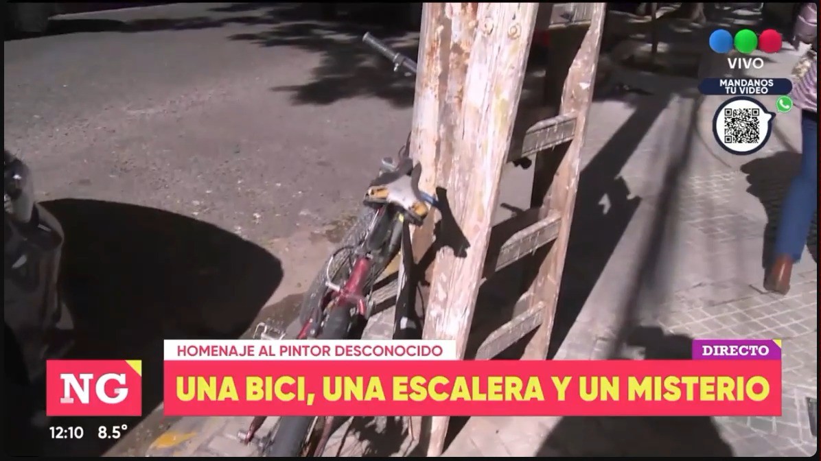 Misterio en el Microcentro: Escalera y Bicicleta Abandonadas Desde Diciembre | Rosario y la región