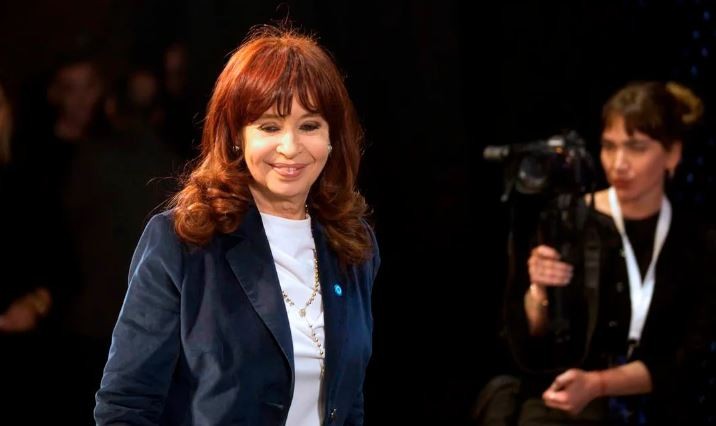 En la previa del tratamiento en el Senado, Cristina Kirchner compartió un video de rechazo a la Ley Bases | Política y Economía