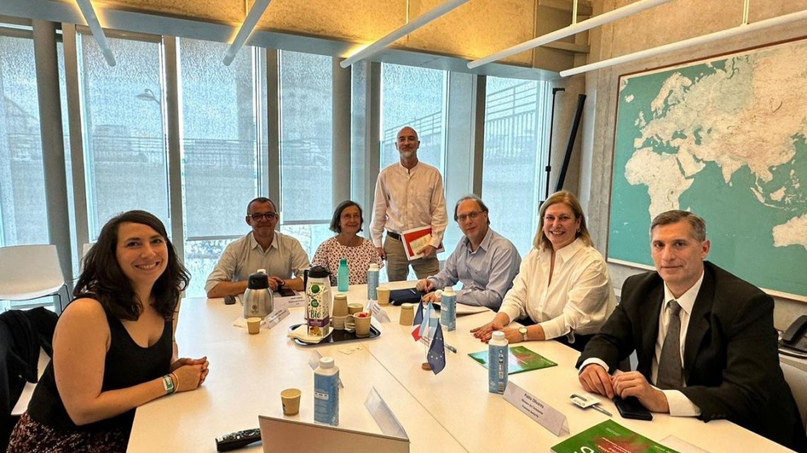 Provincia busca iniciar un camino de colaboración con la OCDE para mejorar la competitividad productiva | Rosario y la región