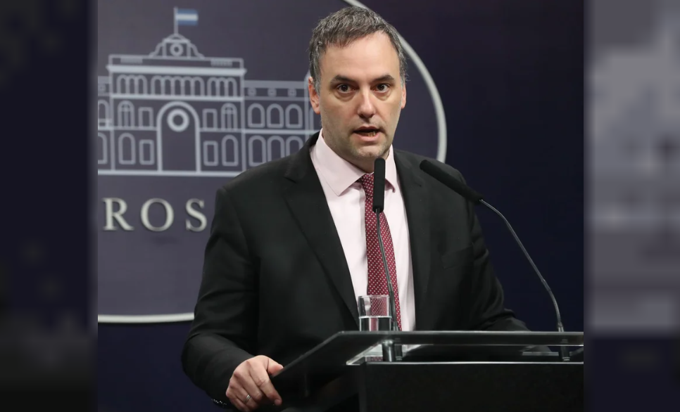 Nuevos despidos en el Estado: "El 30 de junio habrá otra barrida y limpieza", confirmó Adorni | Política y Economía