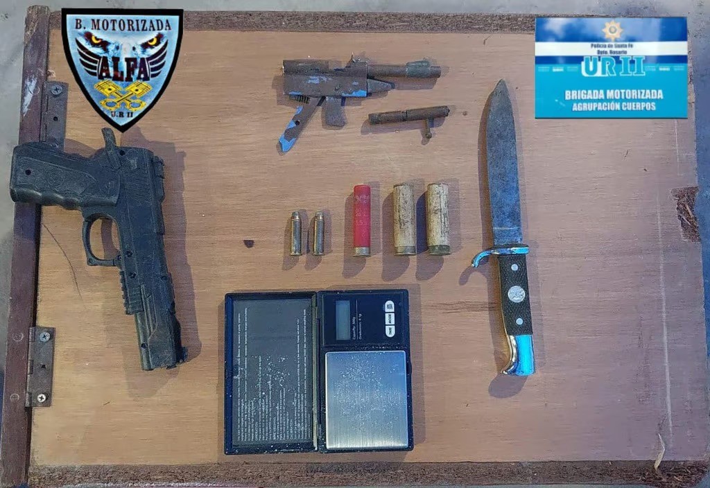 Detuvieron a una pareja por portación ilegítima de arma de fuego y tenencia de material balístico | Rosario y la región