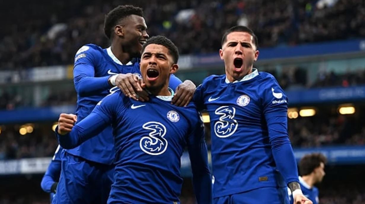 Polémica en el fútbol: Wesley Fofana tildó de racista a Enzo Fernández | Deportes