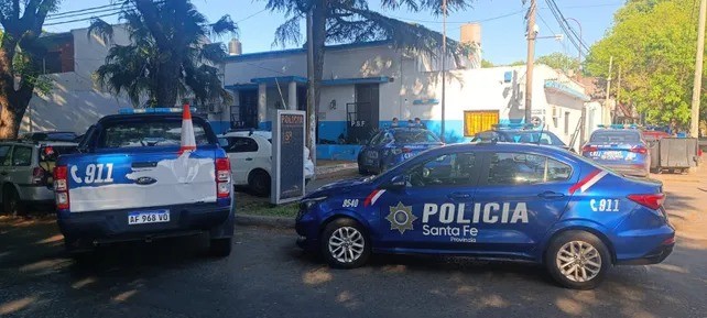 Detuvieron a una pareja que entró a robar en un "carrito" de comidas en zona sur de la ciudad | Rosario y la región