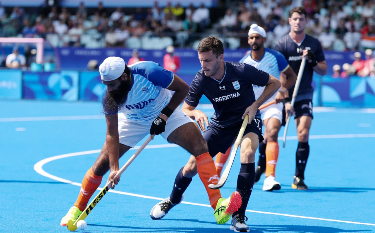 A Los Leones se les escapó el triunfo en el final ante India y se les complica la clasificación | Deportes