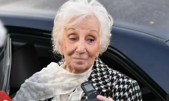 De Carlotto le suelta la mano a Maduro: "Está ofendiendo la memoria de Chávez” | Política y Economía