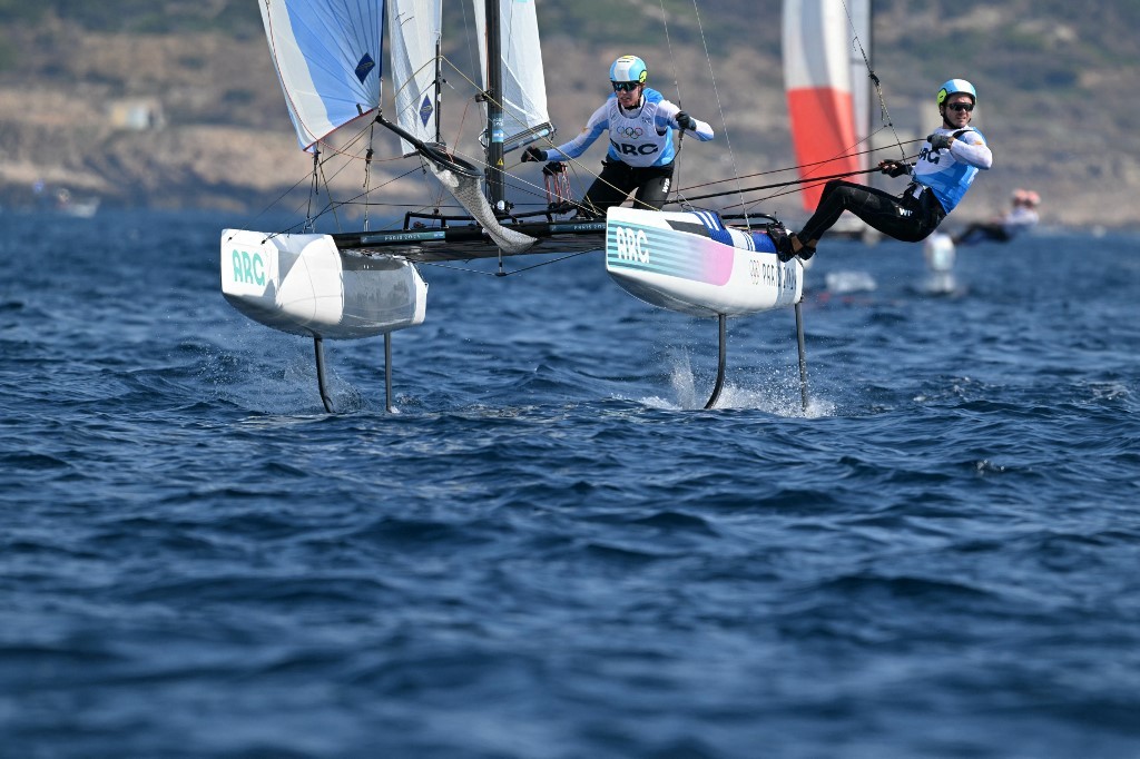 Segunda medalla para Argentina en París 2024: Mateo Majdalani y Eugenia Bosco lograron la de plata en vela | Deportes