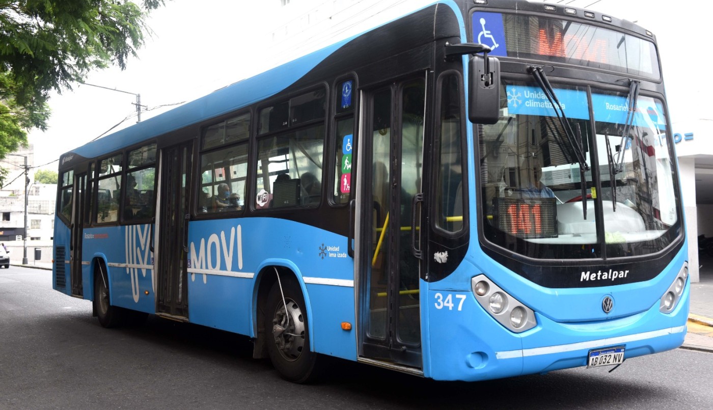 Condenaron a la empresa Movi y a un chofer de colectivo por atropellar a un delivery y causar lesiones | Rosario y la región