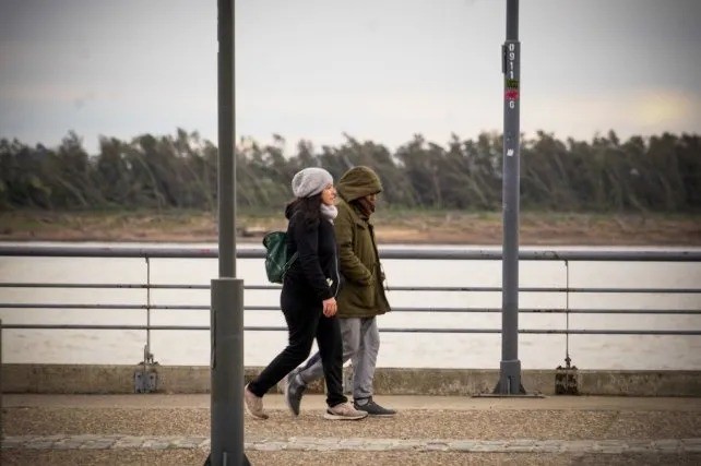 Tiempo en Rosario: un jueves húmedo, frío y nublado | Rosario y la región