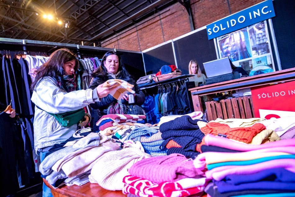 Arrancó con notable convocatoria el Outlet Rosario de marcas locales | Rosario y la región