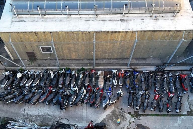 Removieron más de 100 motos que estaban acumuladas en la Comisaría 2da | Rosario y la región