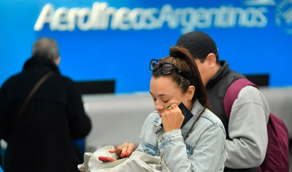 Finalizó el paro aeronáutico y vuelven a salir los vuelos de Aerolíneas Argentinas | Política y Economía