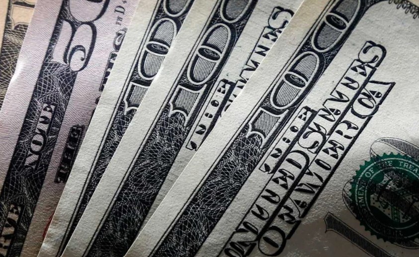Efecto blanqueo de capitales: los dólares no encuentran piso y ya promedian los $1.250 | Política y Economía