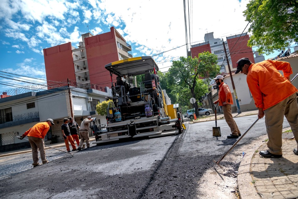 Plan de calles: iniciaron las obras de repavimentación en Italia de 27 de Febrero a Pellegrini | Rosario y la región