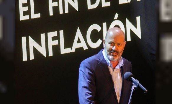 Milei firmó la Esencialidad de los servicios aéreos | Política y Economía