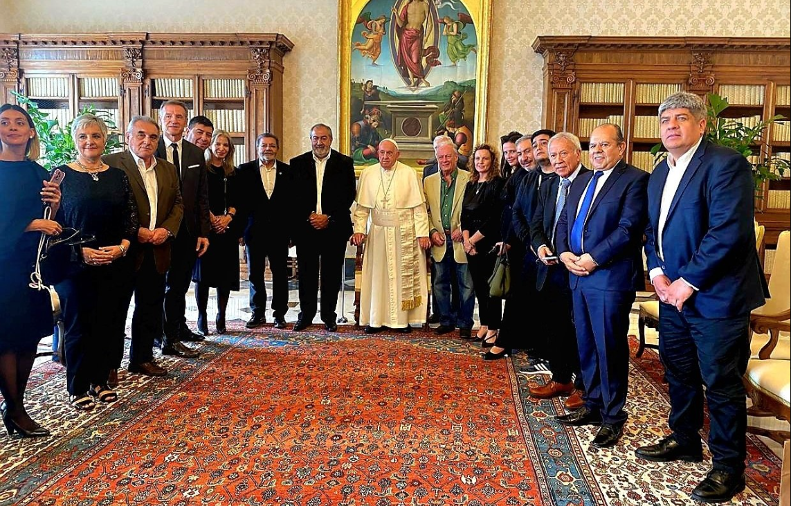 El papa Francisco recibió a la CGT y le pidió "defender la justicia social" | Política y Economía