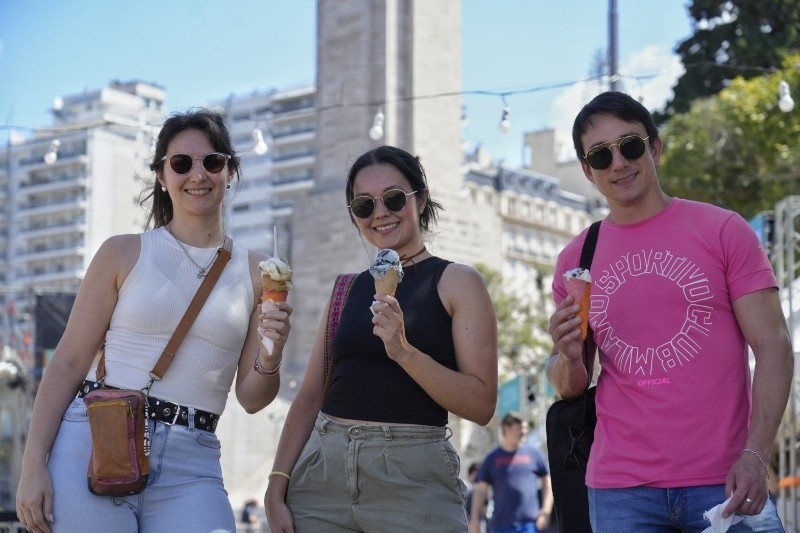 Rosario: se celebra por primera vez la Fiesta Nacional del Helado en la ciudad | Rosario y la región