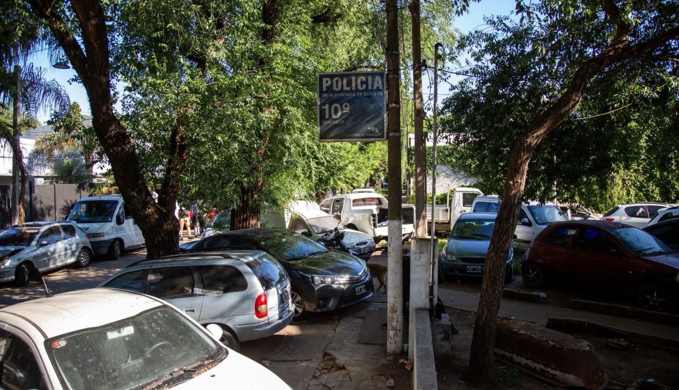 Retiraron 50 autos, 300 motos y 100 bicicletas de la Comisaría 10 de zona norte | Rosario y la región