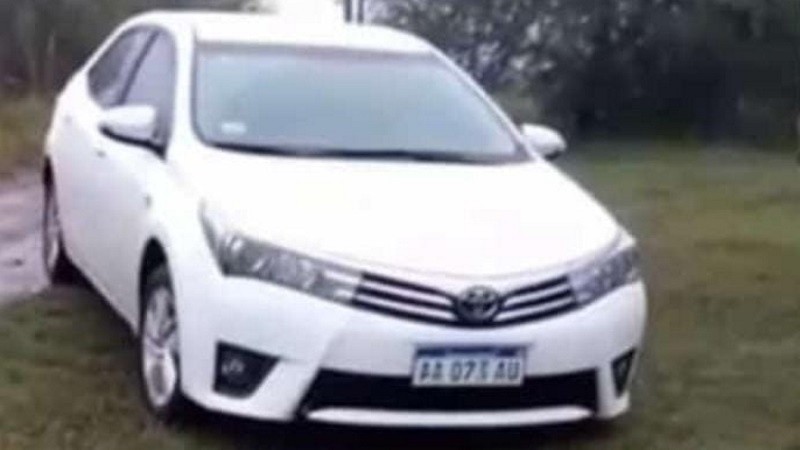 Barrio Alberdi: dos motochorros asaltaron a una familia en la puerta de su hogar | Rosario y la región