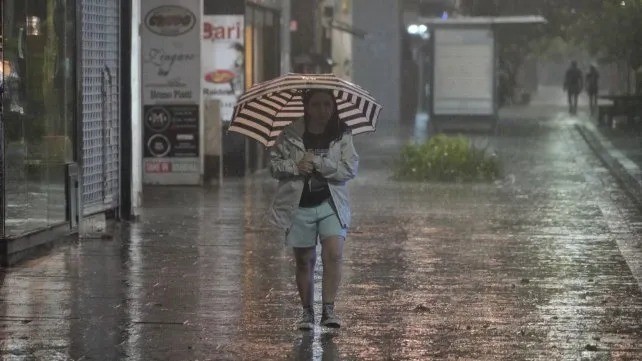 Tiempo en Rosario: miércoles con alerta amarillo por intensas ráfagas de viento y tormentas | Rosario y la región