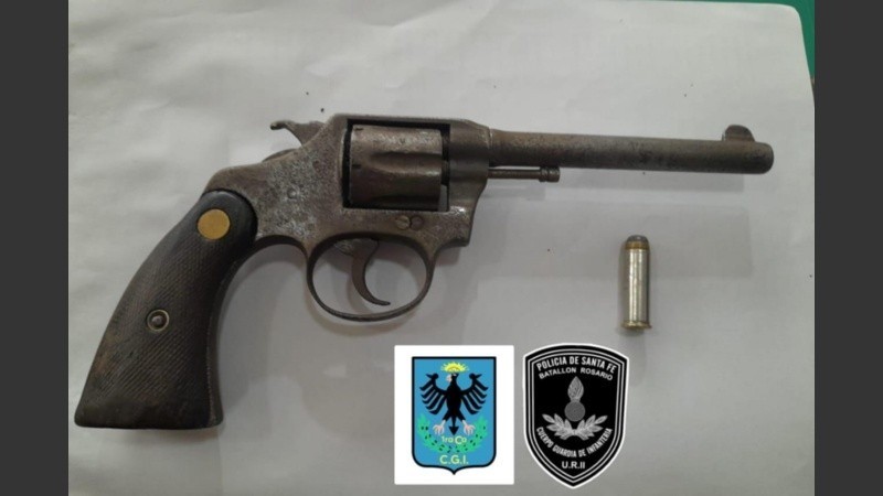 Fue a la escuela armado y aseguran que amenazó a un compañero | Rosario y la región