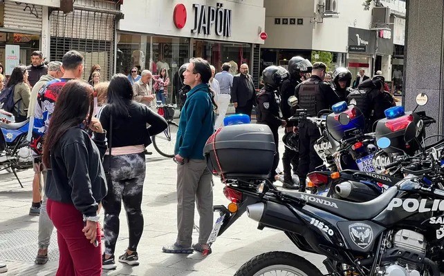 Un detenido tras gran despliegue policial de rutina en microcentro | Rosario y la región