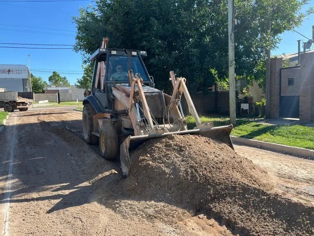 Roldán firmó un convenio por más de 160 millones de pesos para obras de pavimento | Rosario y la región