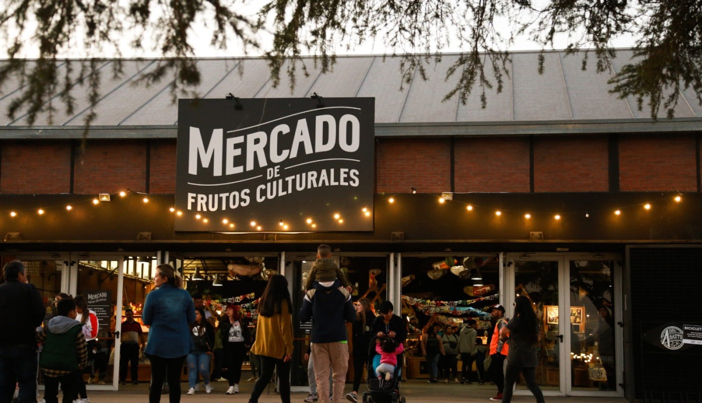 Feria Navideña en el Mercado de Frutos Culturales: entrada gratuita y sorteos | Rosario y la región