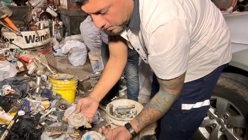 Intensifican operativos contra chatarrerías ilegales: 80 clausuras y 20 toneladas de material recuperado | Rosario y la región