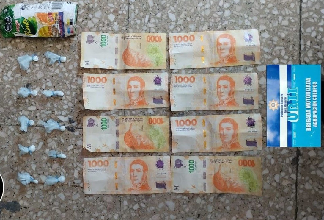 Detuvieron en zona norte a un joven con hasta diez envoltorios con cocaína | Rosario y la región