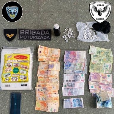 Detuvieron a dos jóvenes con drogas tras intentar escapar de la policía | Rosario y la región