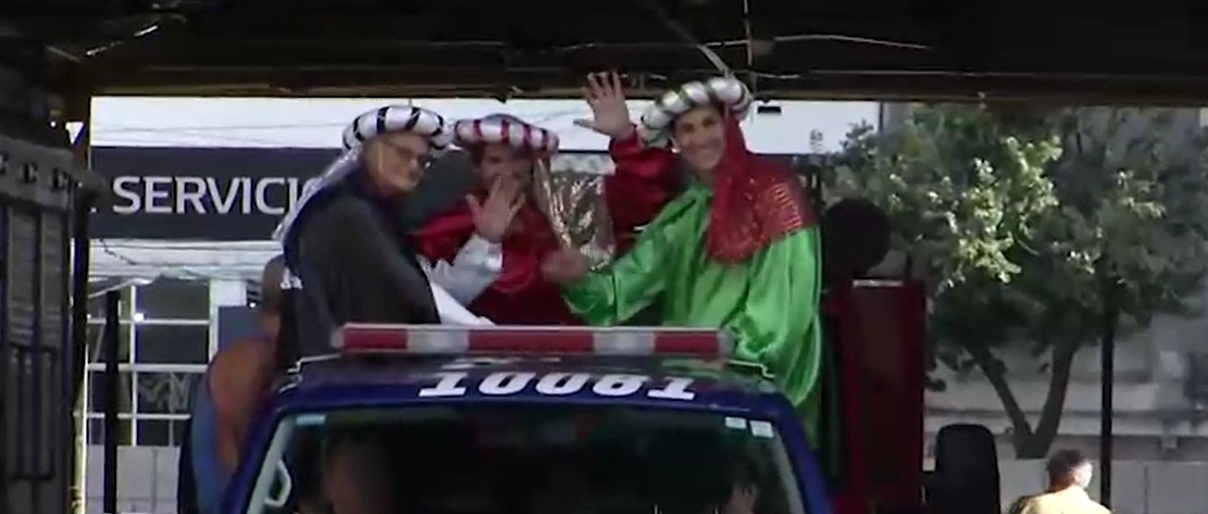 Reyes Magos en acción: una tradición solidaria que recuerda a las víctimas de Salta 2141 | Rosario y la región