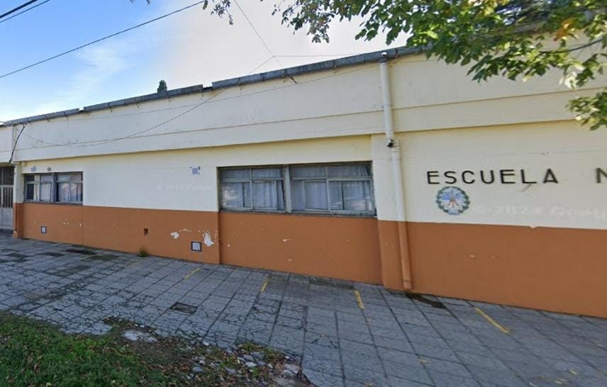 Robo en la escuela “República Oriental del Uruguay”: el ladrón sustrajo computadoras y causó daños en el mobiliario | Rosario y la región