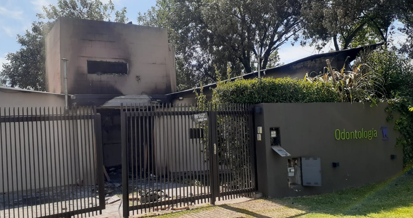 Incendio en un consultorio odontológico: sin víctimas pero con grandes pérdidas materiales | Rosario y la región
